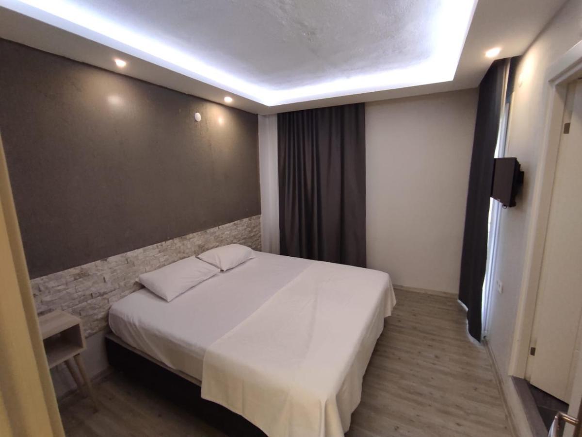 1989 Hotel Sebat Çeşme Εξωτερικό φωτογραφία