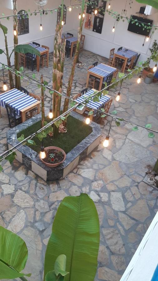 1989 Hotel Sebat Çeşme Εξωτερικό φωτογραφία