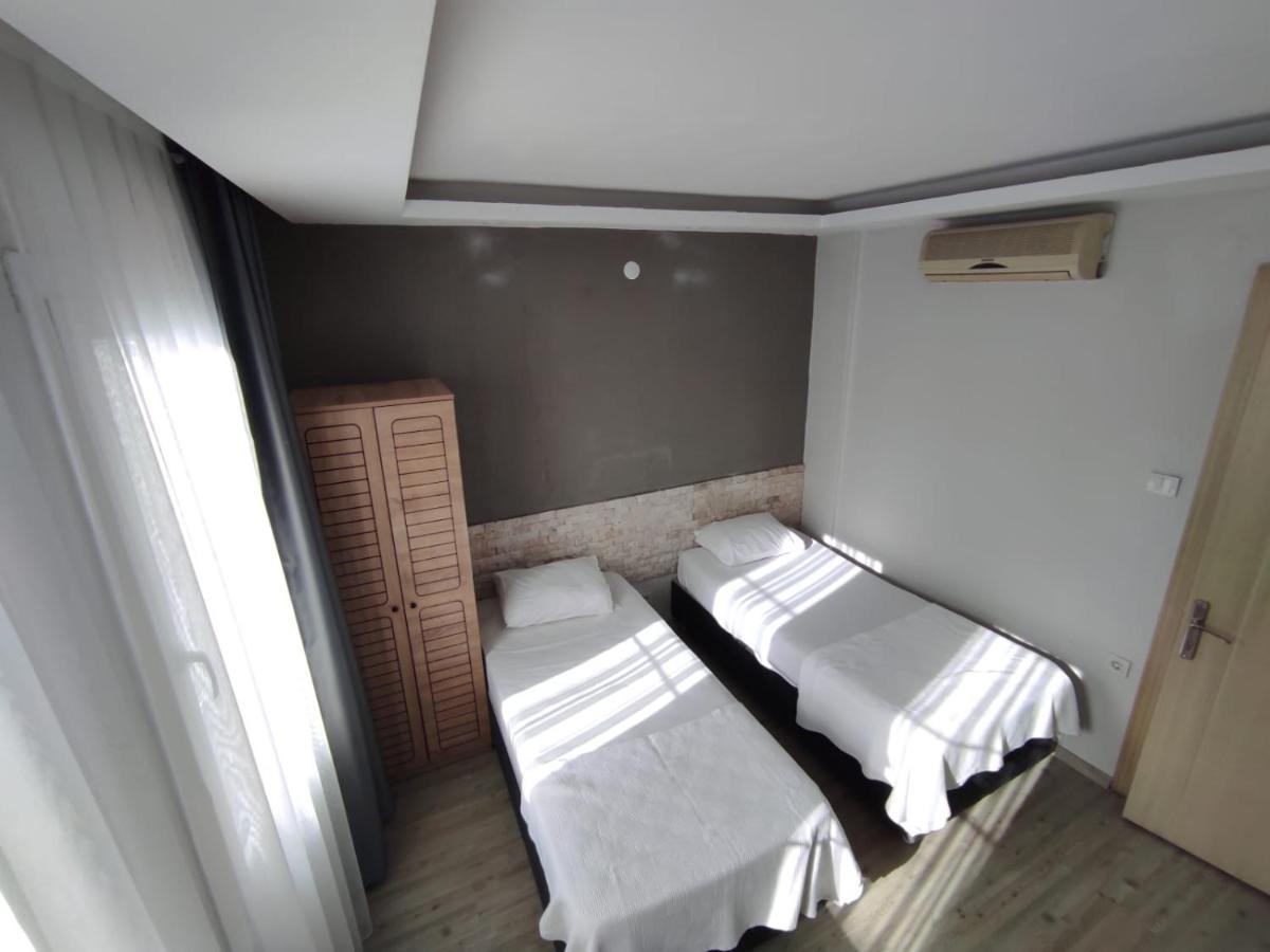 1989 Hotel Sebat Çeşme Εξωτερικό φωτογραφία