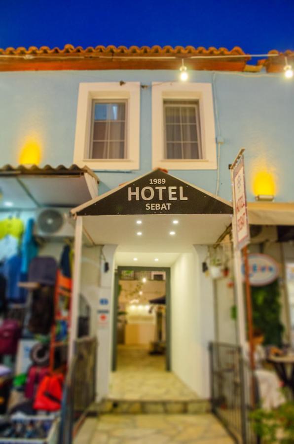 1989 Hotel Sebat Çeşme Εξωτερικό φωτογραφία